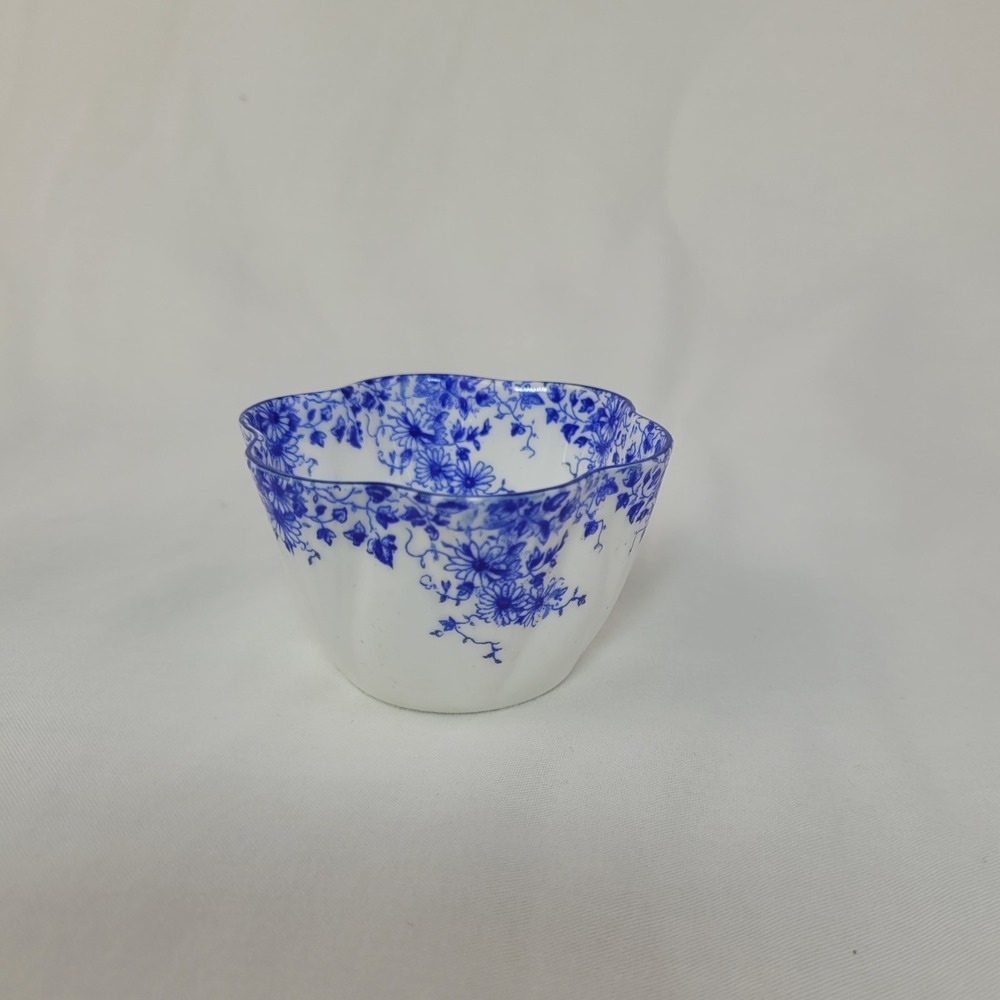Shelley England Dainty Blue Fine Bone China Open Sugar Bowl 051/28 Scalloped Rim